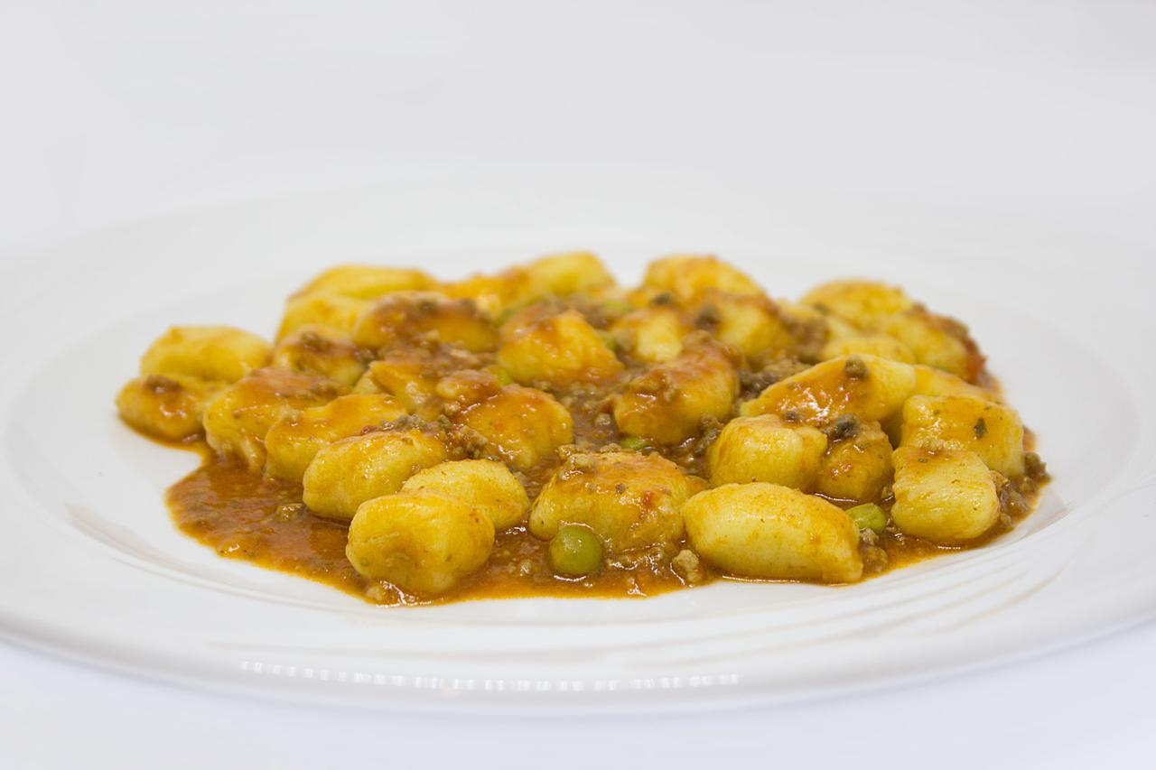 Ristorante Buasca Hotel Cuorgnè Екстериор снимка